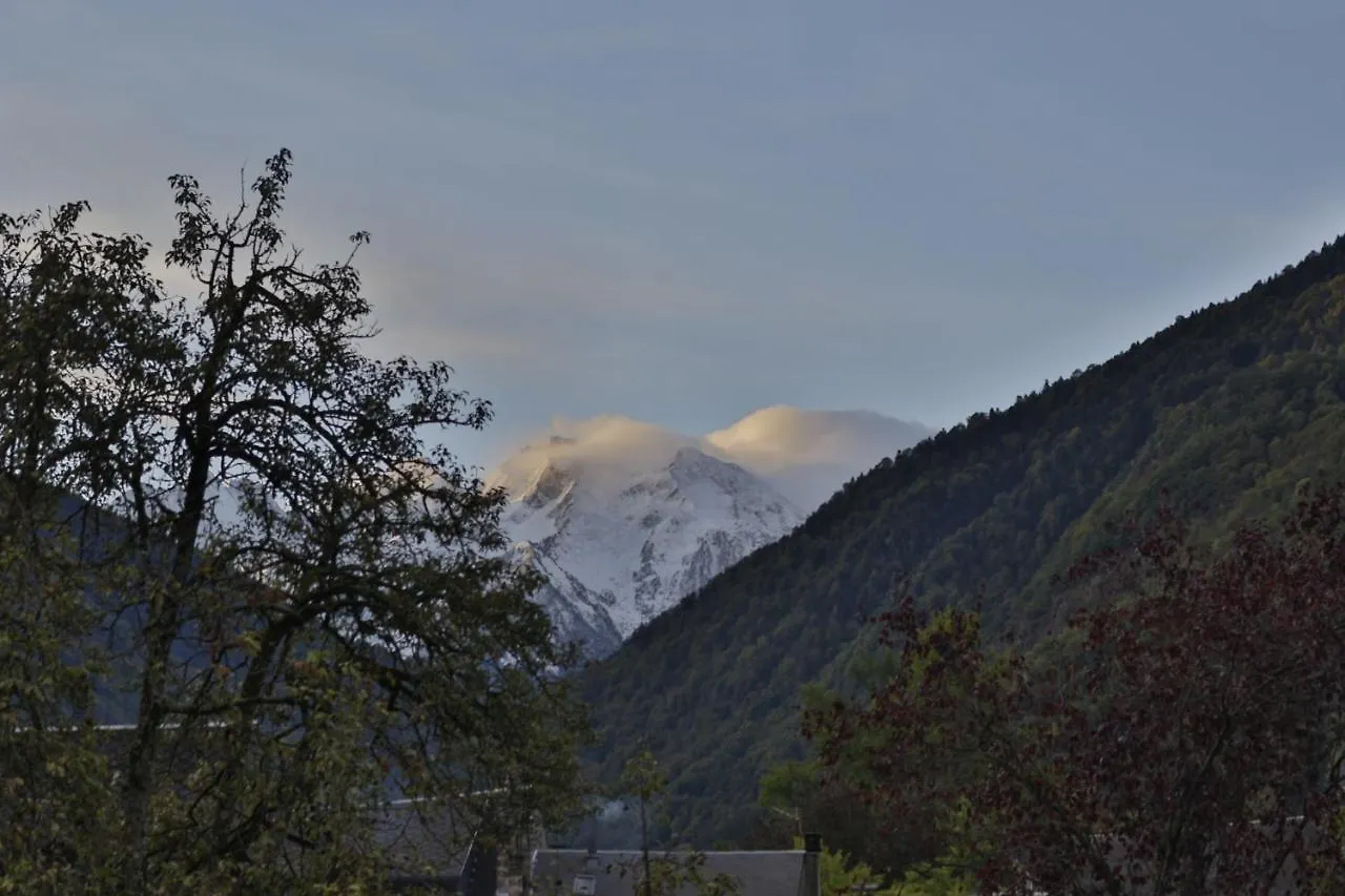 Résidence des Jardins Bagnères-de-Luchon Apartamento