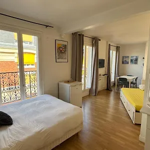 https://apparemment-a.fr-paris.fr